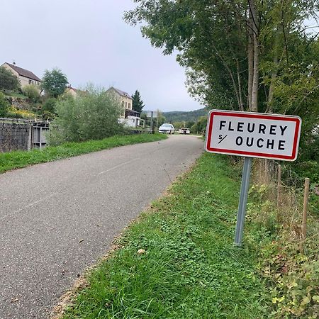 Les Ouches Leilighet Fleurey-sur-Ouche Eksteriør bilde