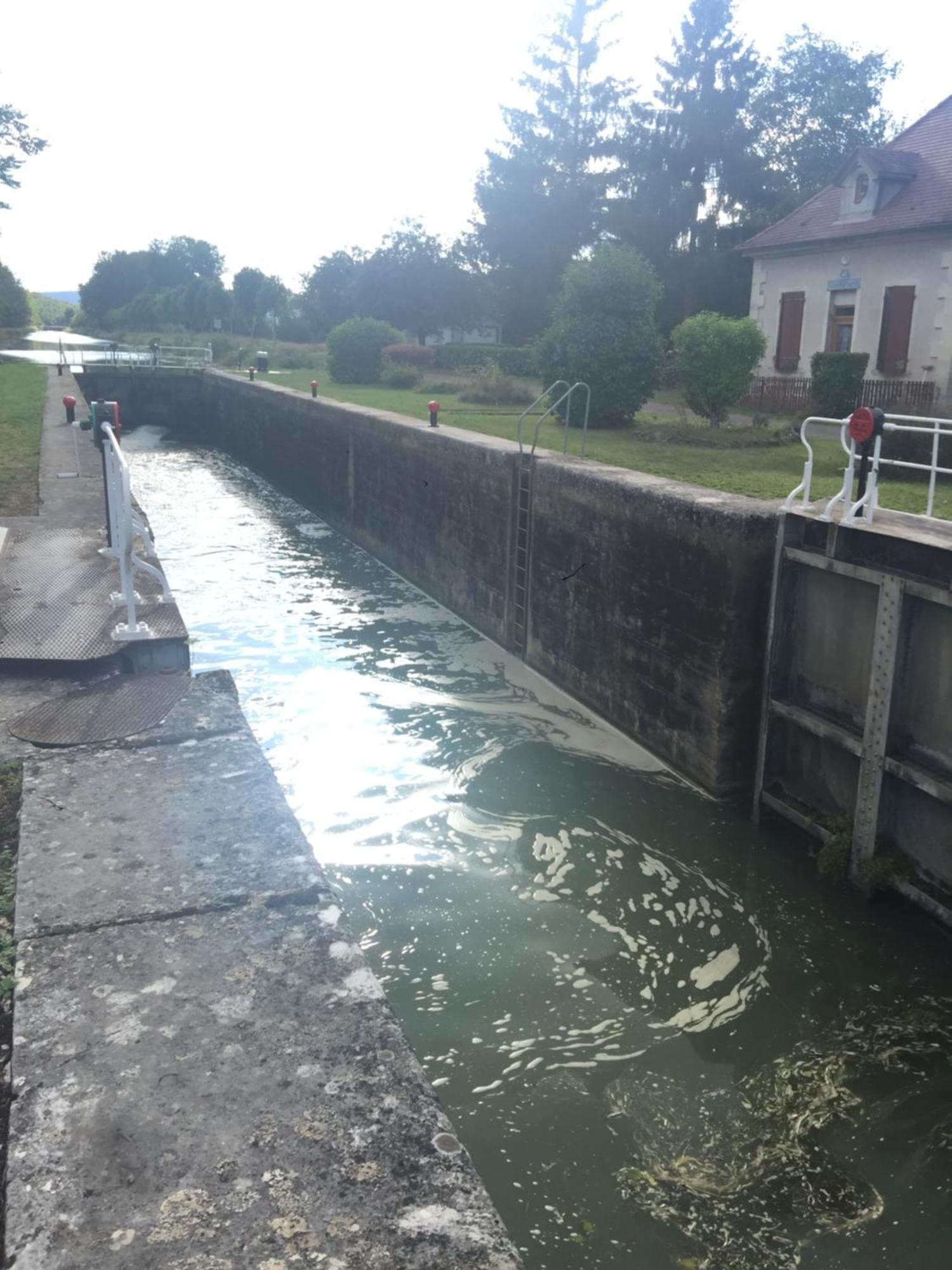 Les Ouches Leilighet Fleurey-sur-Ouche Eksteriør bilde