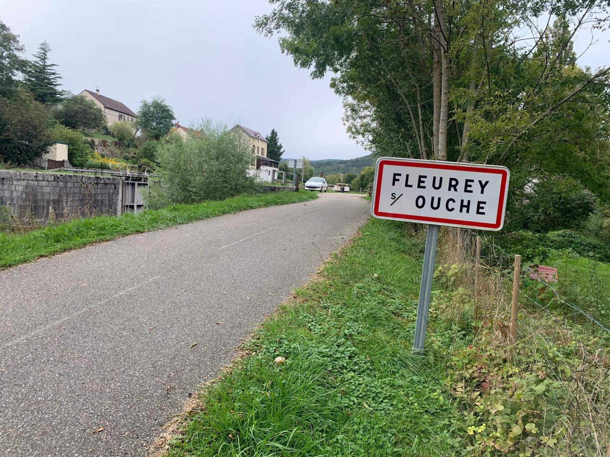 Les Ouches Leilighet Fleurey-sur-Ouche Eksteriør bilde